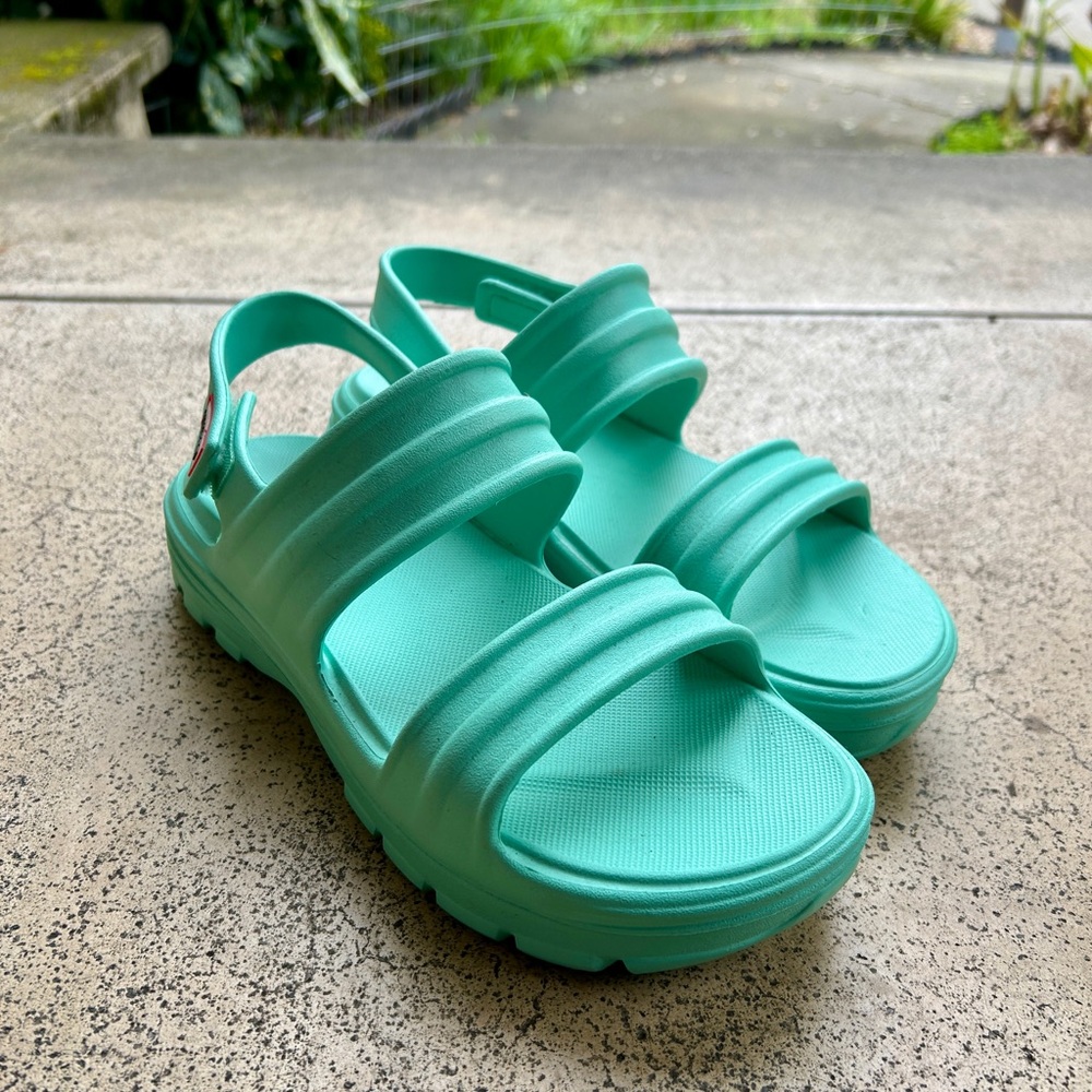 Hunter Women’s Bloom Algae Slingback Foam Sandal in Mint